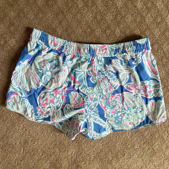 Lilly Pulitzer Run Around Short - bay blue into the deep print - Picture 2 of 3
